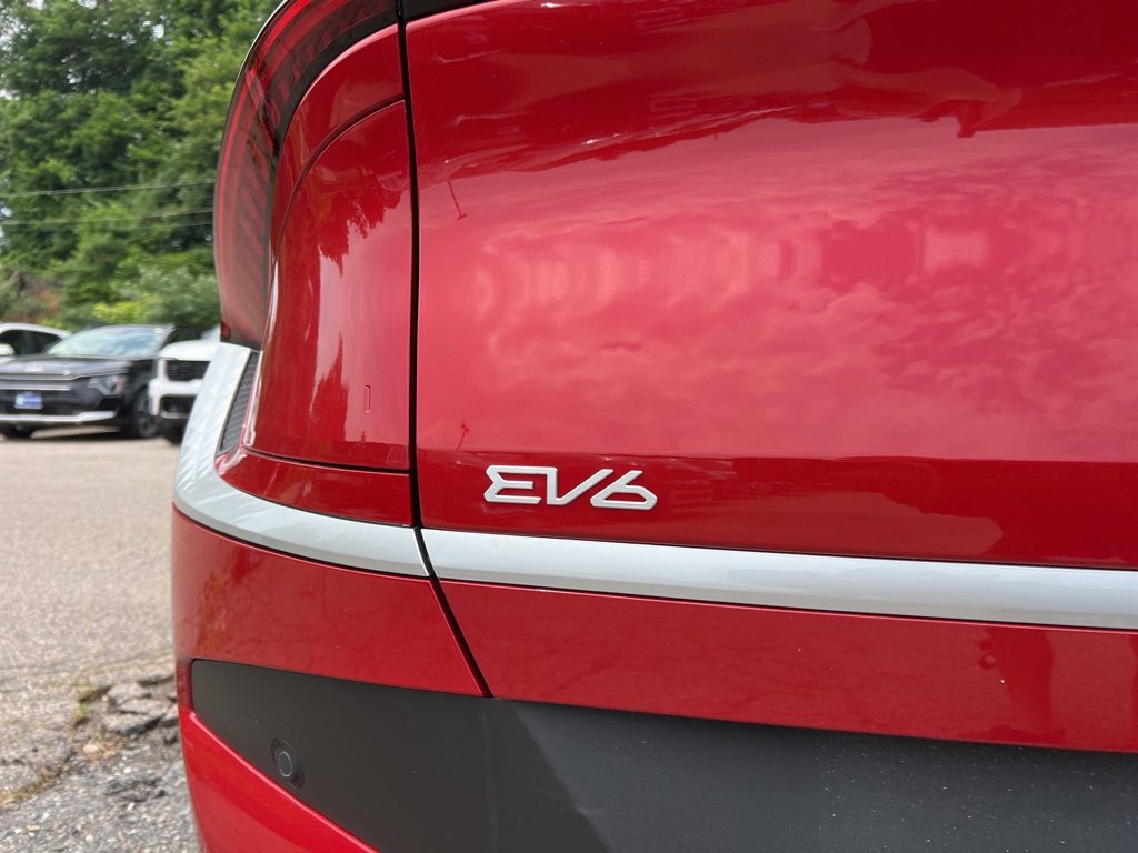 New 2025 Kia EV6 Light w/ Light LR Technology Package image 7