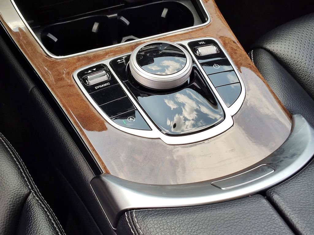 Used 2017 Mercedes-Benz C 300 Sedan image 23