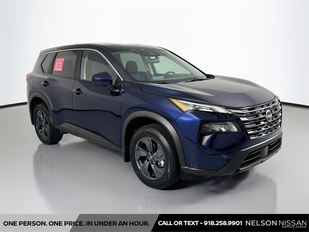 Certified 2026 Nissan Rogue SV FWD image 3