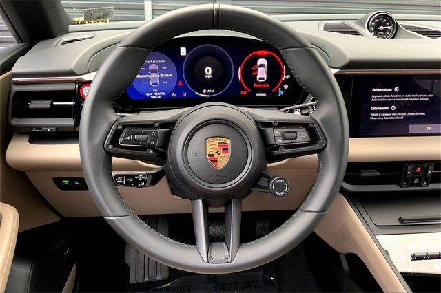 Used 2025 Porsche Macan Electric image 7