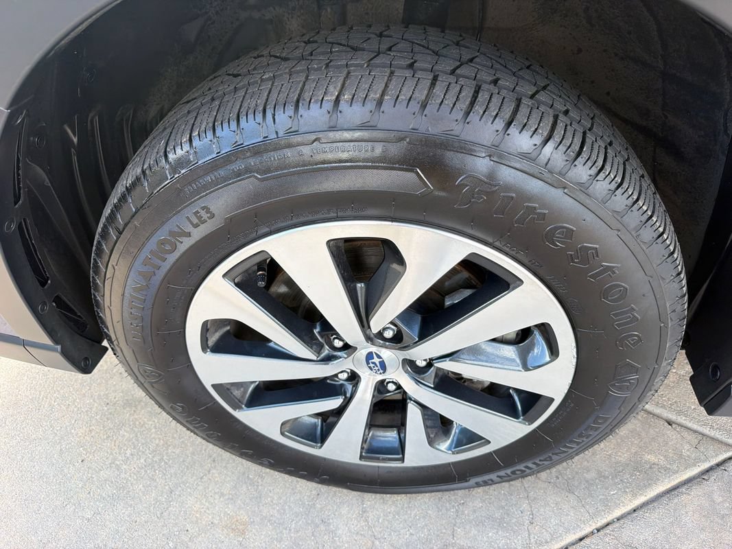 Used 2023 Subaru Outback Premium AWD/4WD image 11