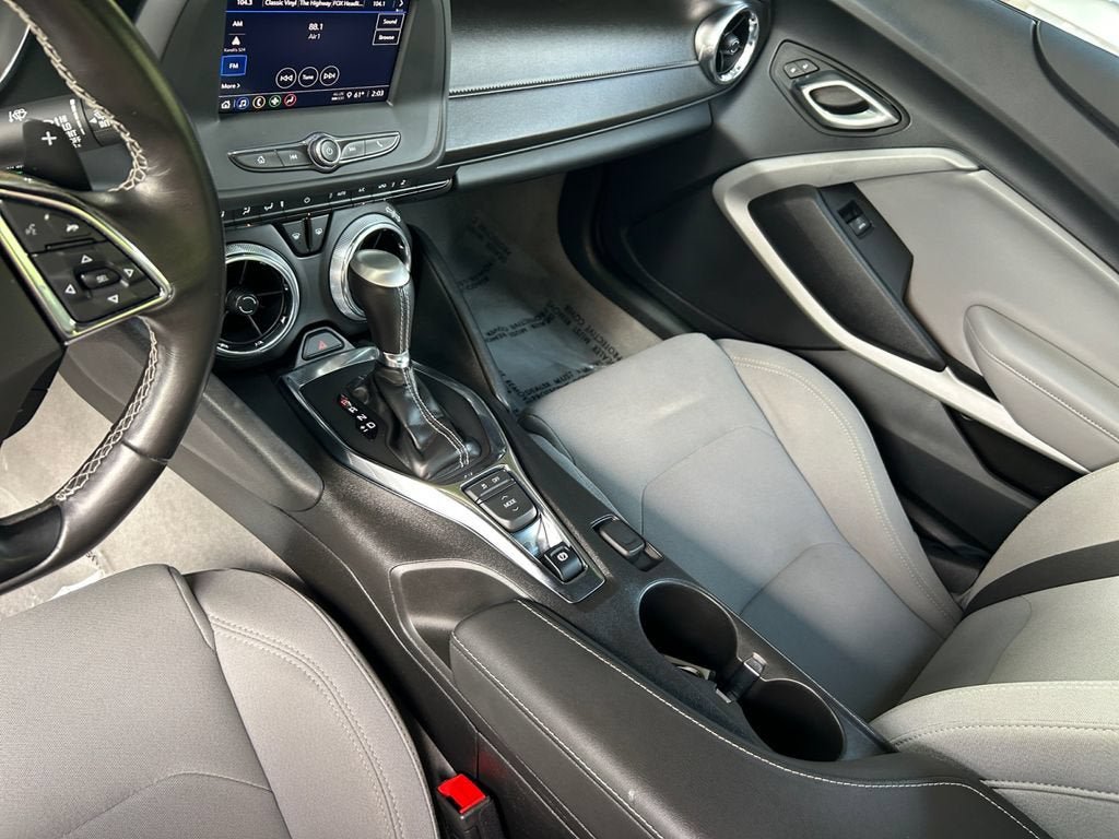 Used 2023 Chevrolet Camaro LT RWD image 18