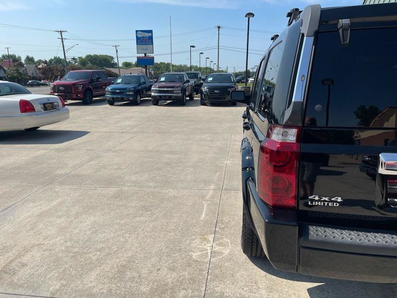 Used 2007 Jeep Commander Limited w/ Trailer Tow Group IV AWD/4WD image 12