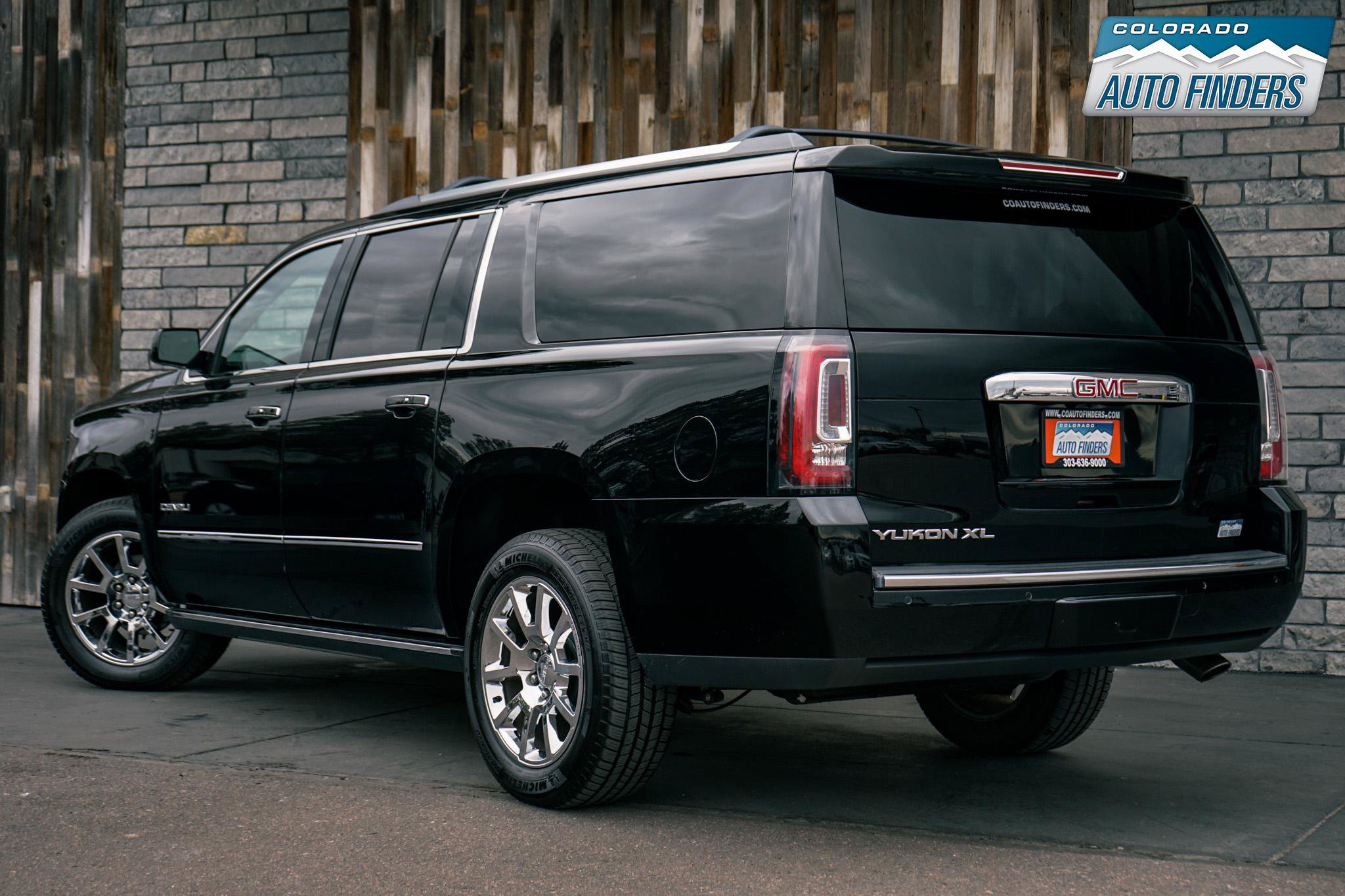 Used 2017 GMC Yukon XL Denali w/ Open Road Package AWD/4WD image 3
