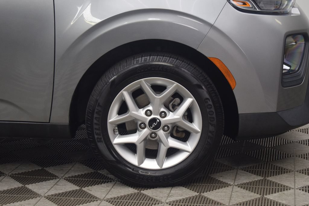 Used 2022 Kia Soul LX w/ Technology Package FWD image 27