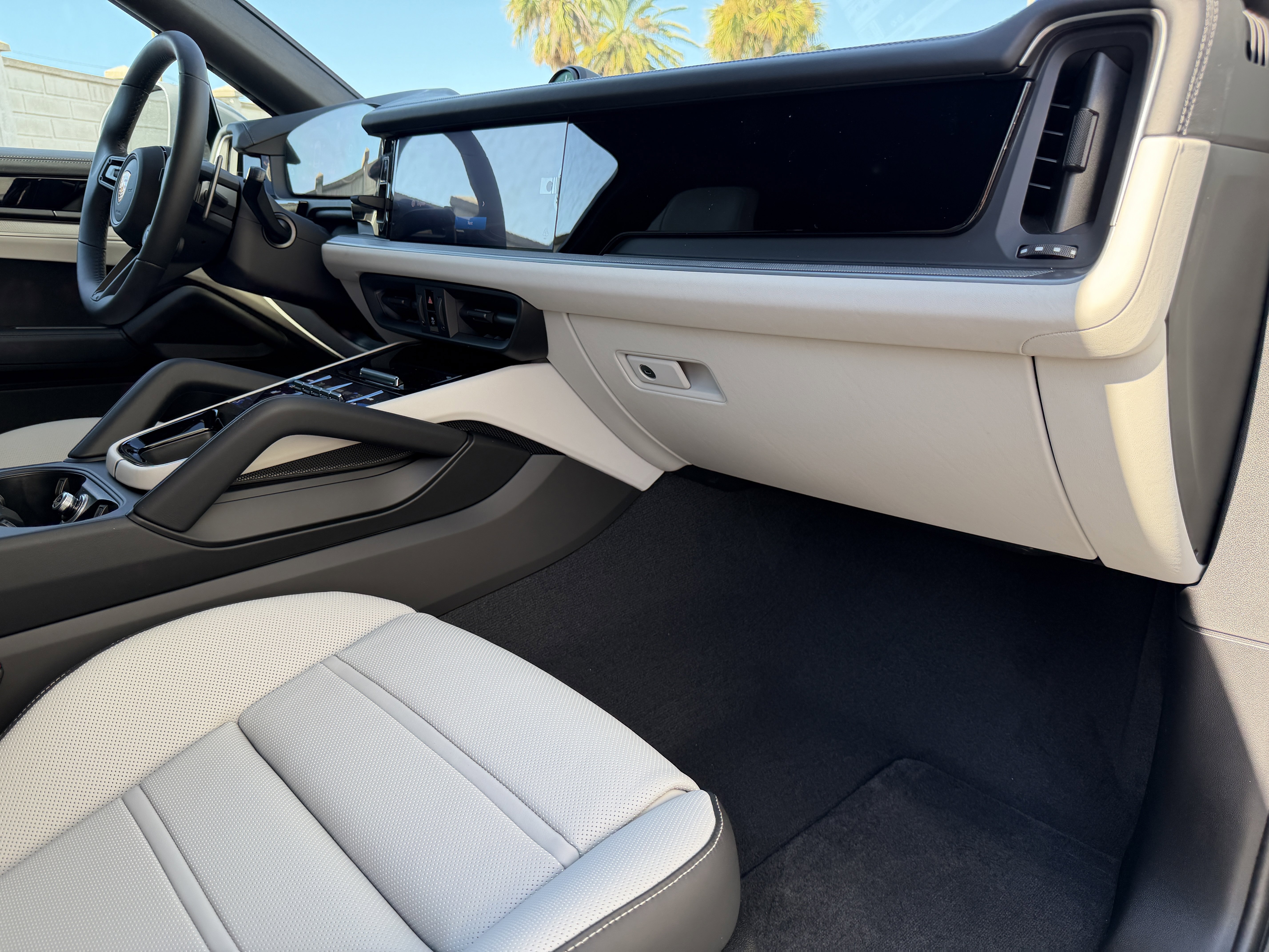 New 2026 Porsche Cayenne Coupe image 16