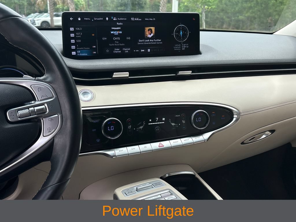 Used 2022 Genesis GV70 2.5T w/ Select Package AWD/4WD image 11