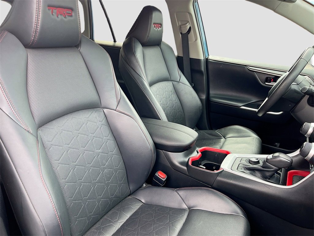 Used 2022 Toyota RAV4 TRD Off-Road image 28