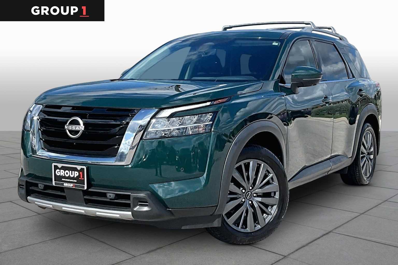 Used 2024 Nissan Pathfinder SL w/ SL Premium Package