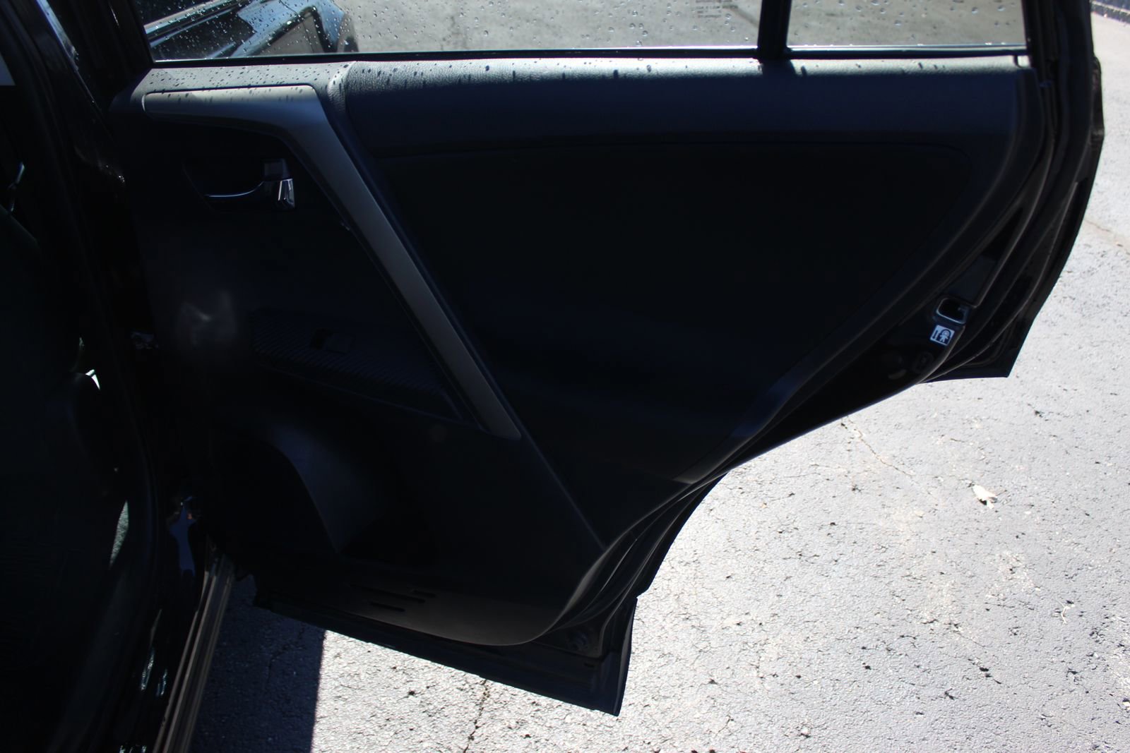 Used 2014 Toyota RAV4 XLE image 12