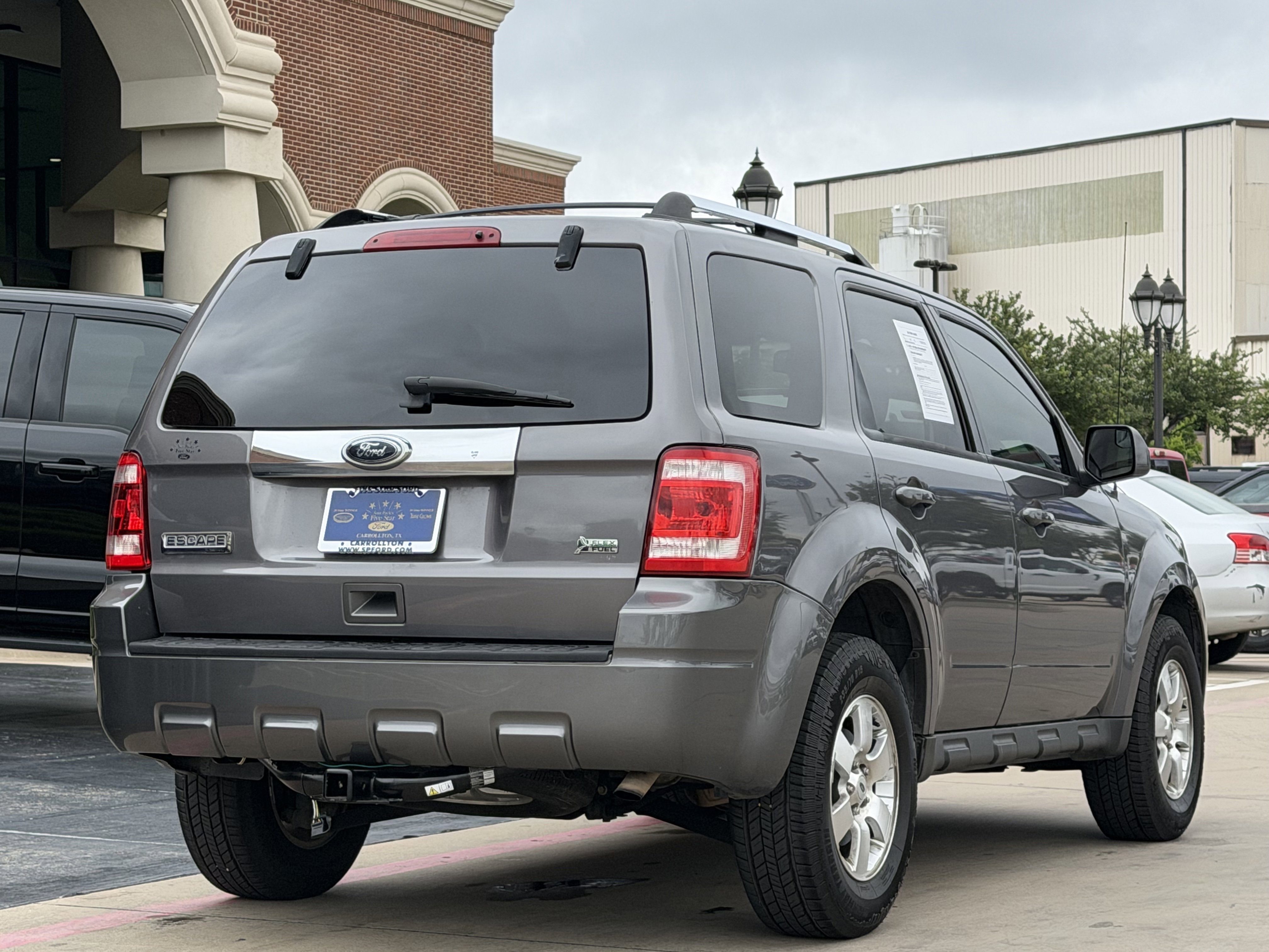 Used 2010 Ford Escape Limited AWD/4WD image 4
