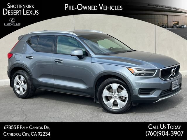 Used 2019 Volvo XC40 T5 Momentum