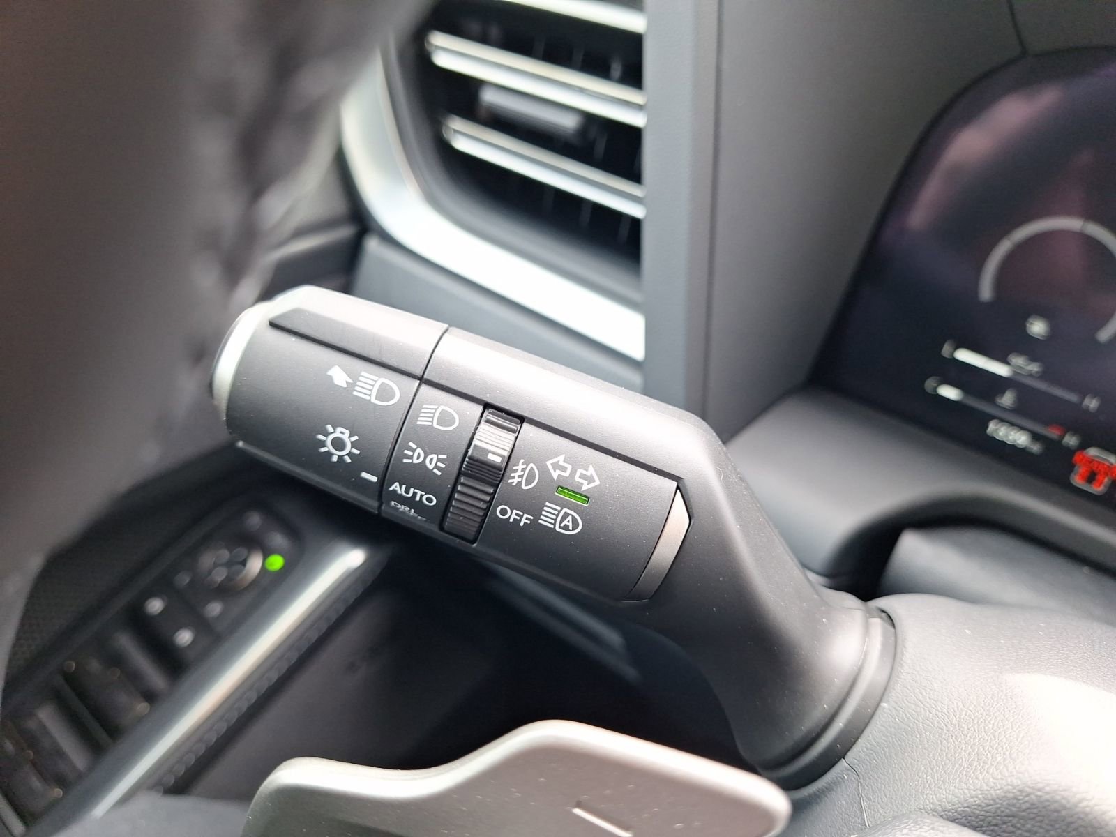 Used 2025 Lexus GX 550 image 22