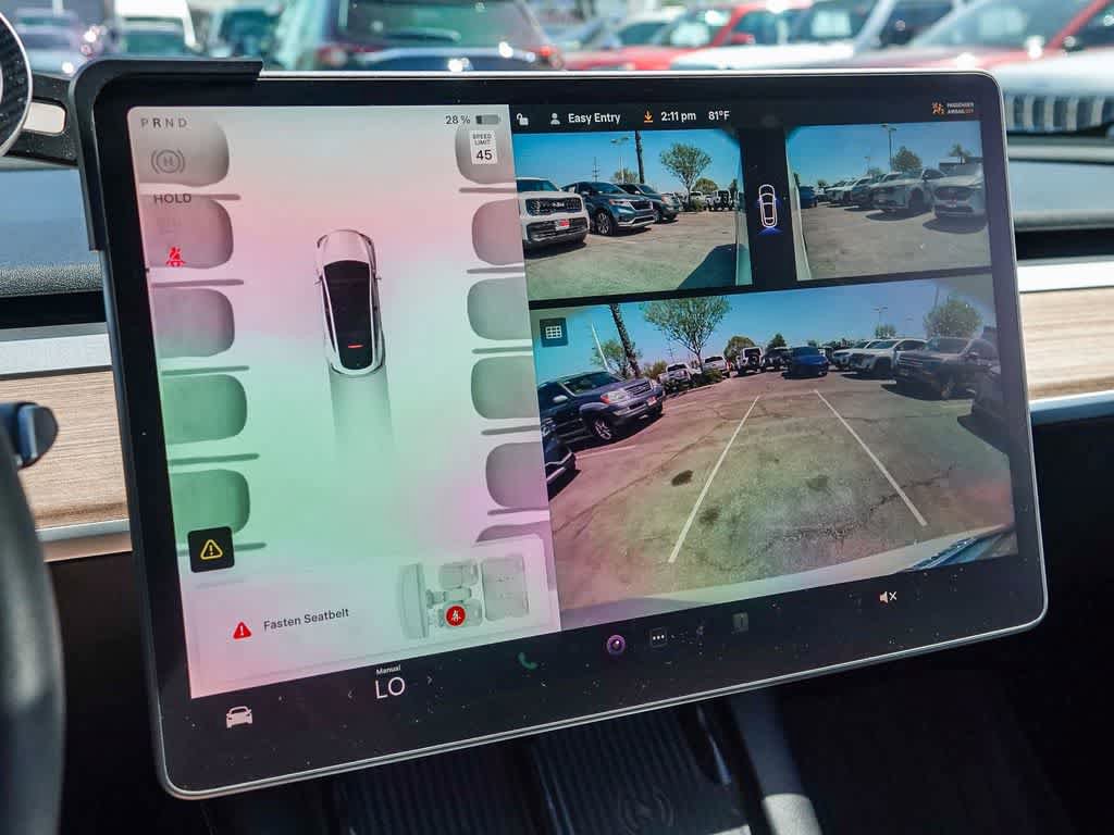 Used 2024 Tesla Model Y Long Range AWD/4WD image 19
