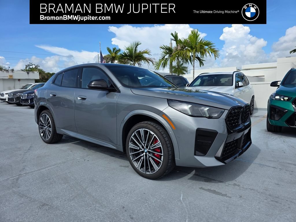 New 2026 BMW X2 xDrive28i w/ Technology Package AWD/4WD image 1