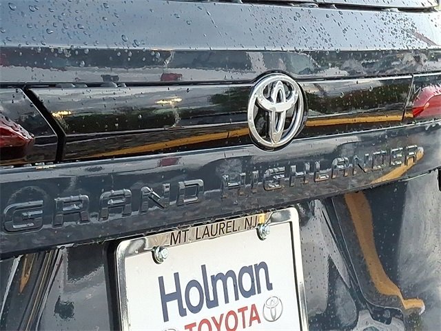 New 2026 Toyota Grand Highlander XLE image 15