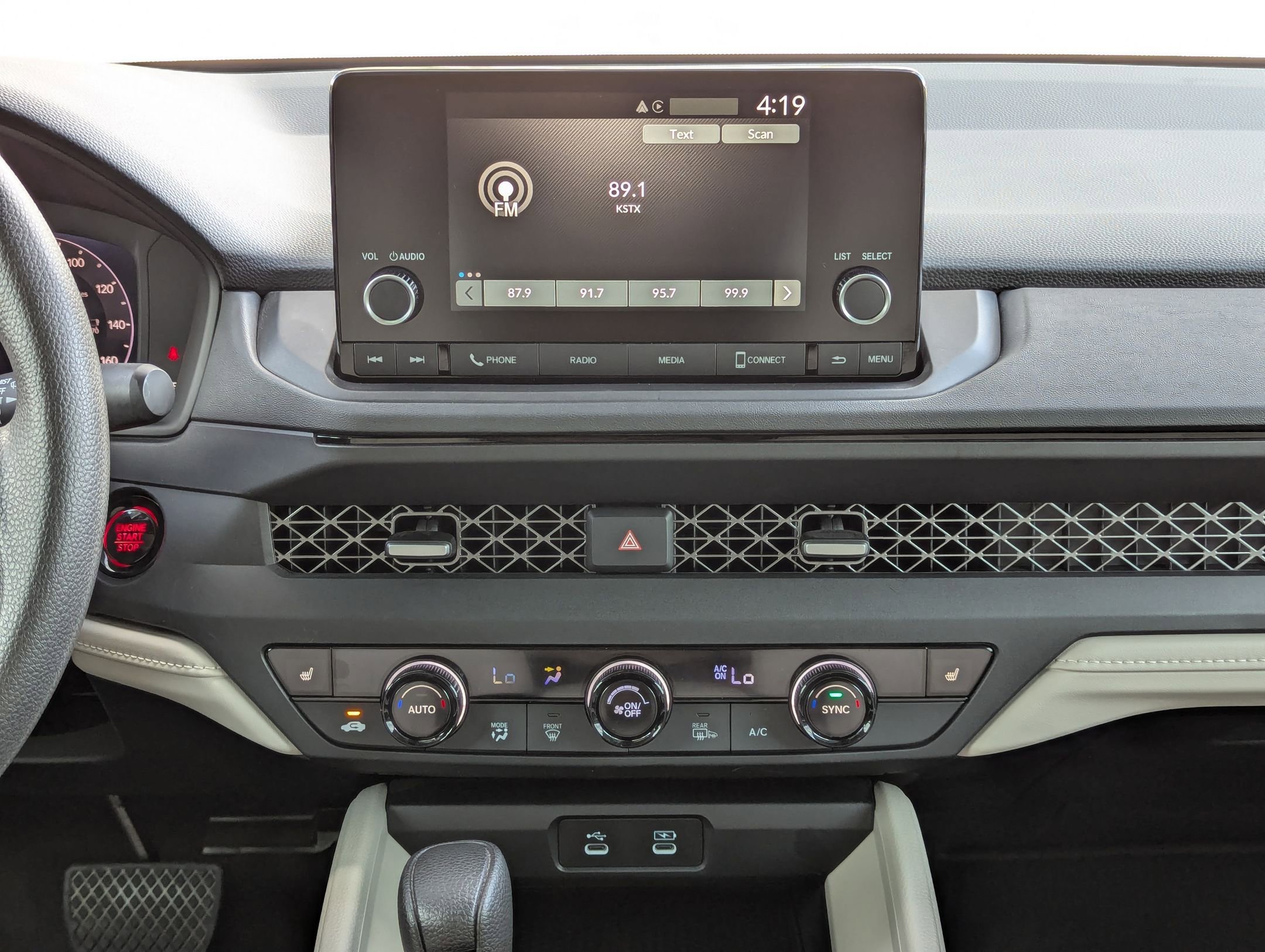 Used 2025 Honda Accord SE image 18