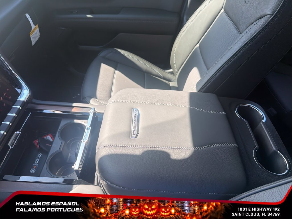 New 2026 GMC Yukon Denali w/ Denali Reserve Package AWD/4WD image 26