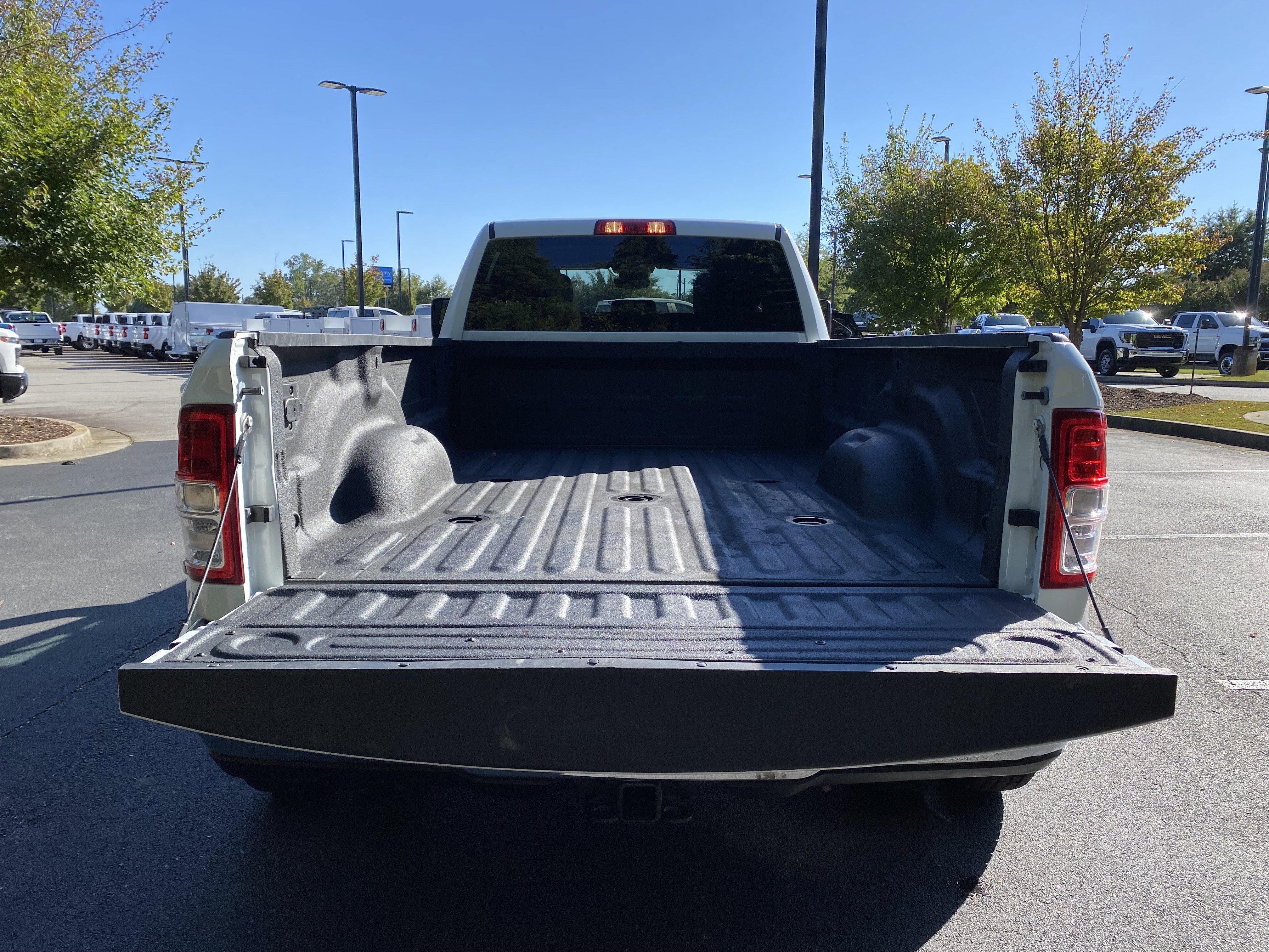 Used 2024 RAM 3500 Big Horn image 11