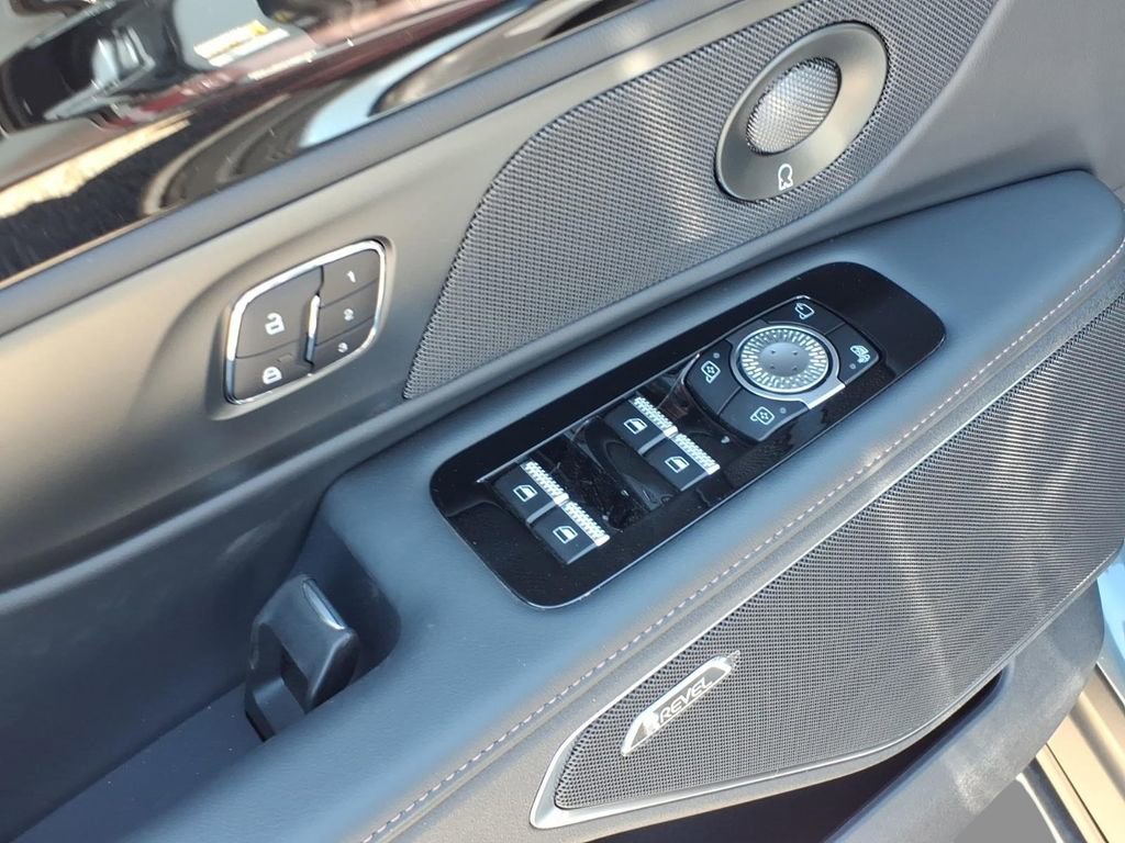 New 2026 Lincoln Nautilus Reserve w/ Jet Appearance Package image 18