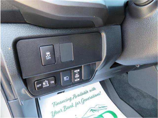 Used 2023 Toyota Tacoma TRD Off-Road w/ Technology Package AWD/4WD image 12