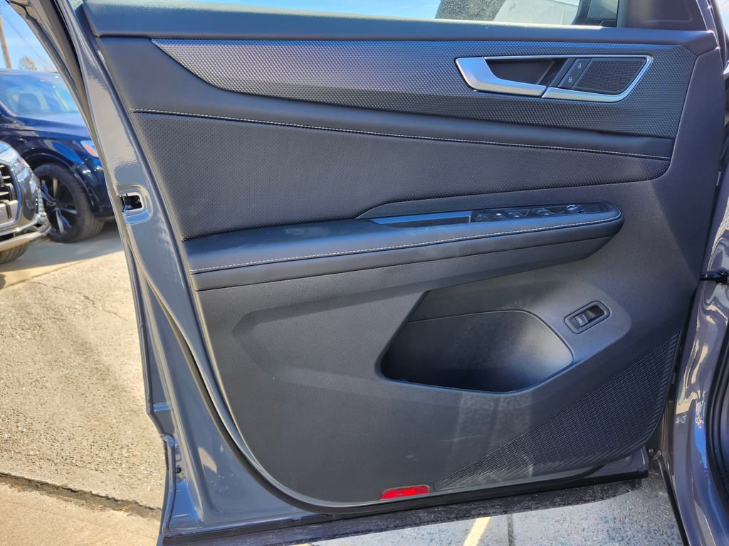 New 2026 Volkswagen Atlas Cross Sport SEL image 10