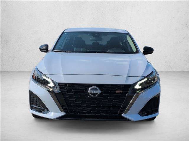 Certified 2025 Nissan Altima 2.5 SR FWD image 2