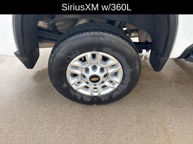 Used 2024 Chevrolet Silverado 2500 LT w/ Convenience Package image 10