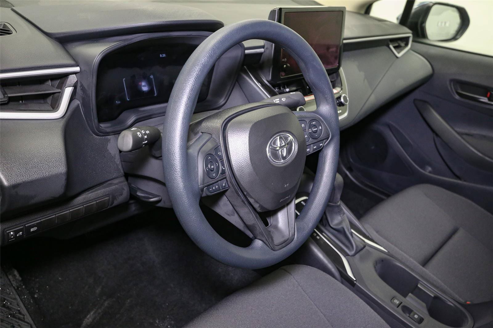 New 2026 Toyota Corolla LE FWD image 17