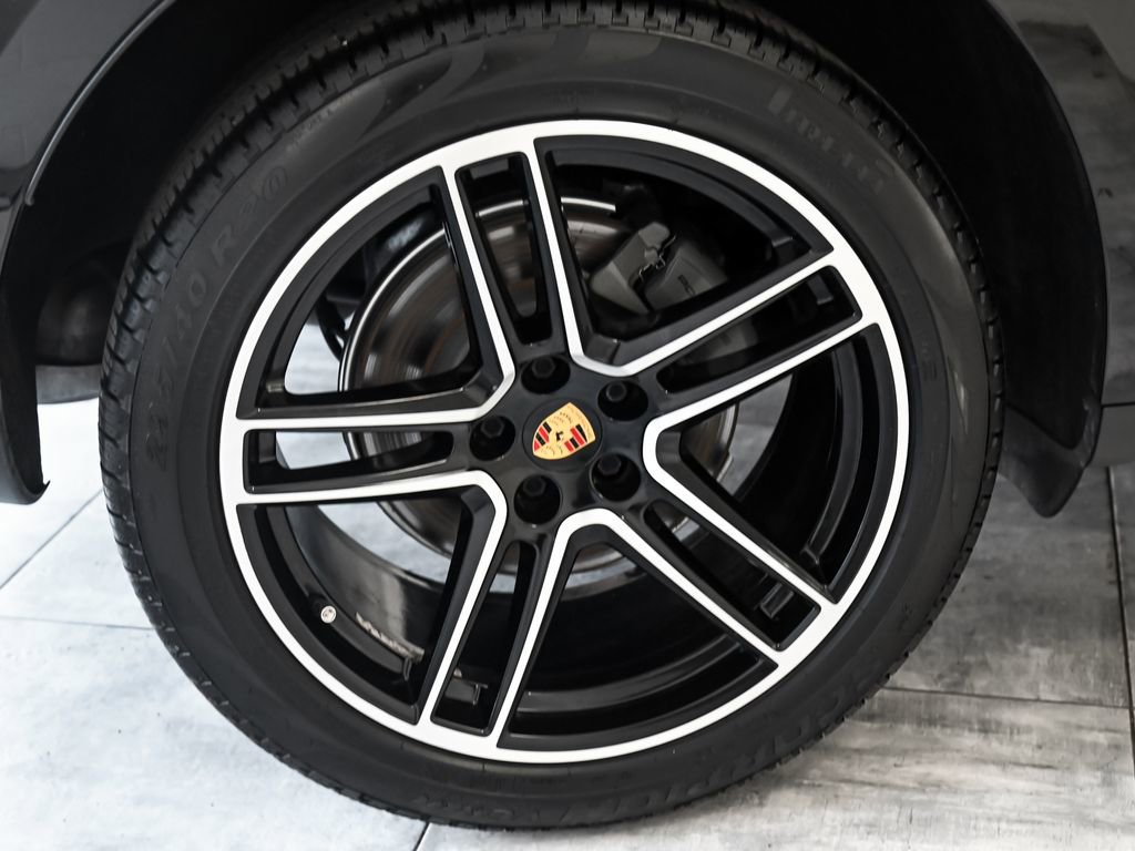 Used 2021 Porsche Macan S AWD/4WD image 9