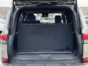 Used 2024 Lexus GX 550 w/ Cold Area Package AWD/4WD image 12
