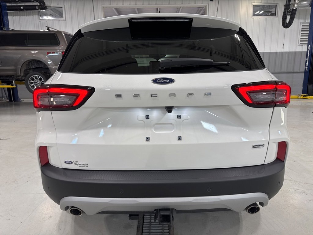 New 2025 Ford Escape SE w/ Class II Trailer Tow Package image 7