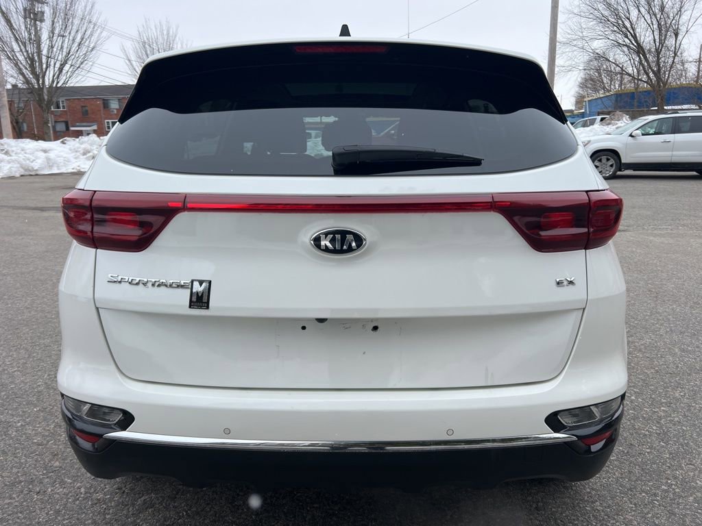 Used 2022 Kia Sportage EX w/ EX Technology Package image 4
