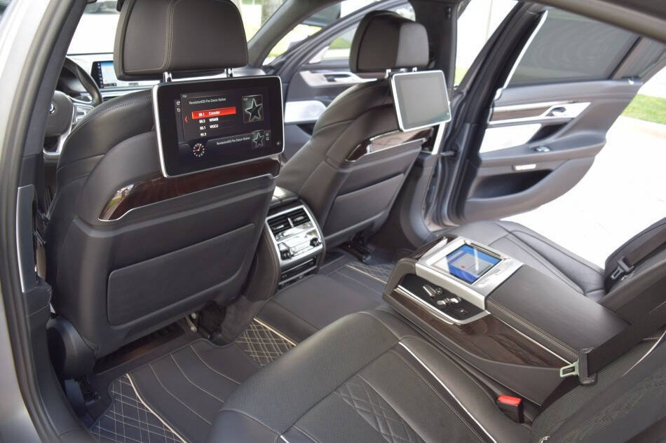 Used 2018 BMW ALPINA B7 xDrive w/ Luxury Rear Seating Package AWD/4WD image 47