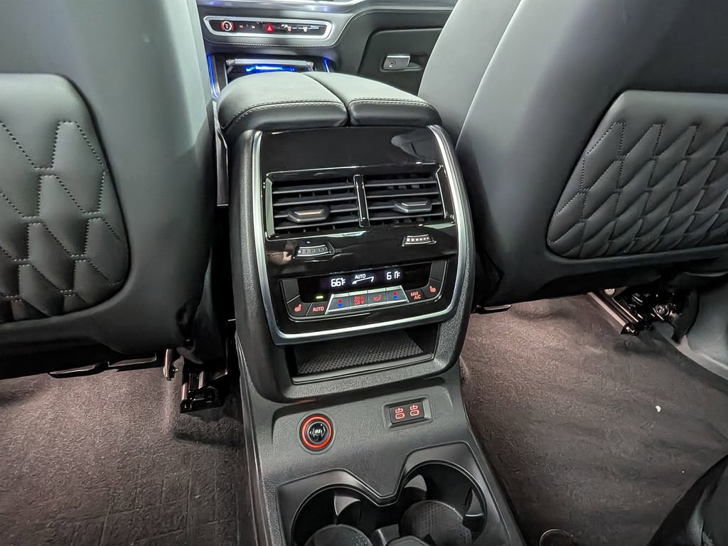 Certified 2025 BMW X7 M60i image 55