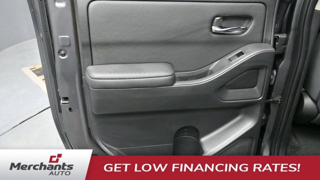Used 2023 Nissan Frontier SV w/ Technology Package AWD/4WD image 14