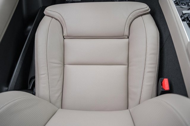 New 2026 Volvo XC90 B6 Ultra w/ Lounge Package image 28