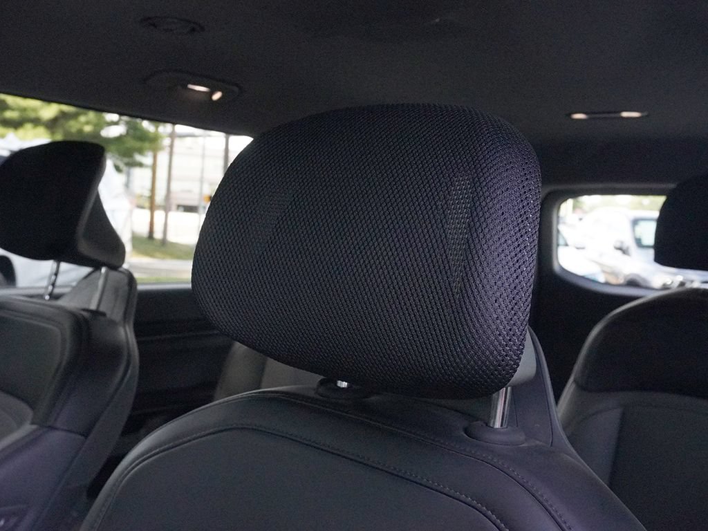 Used 2024 Kia EV9 Light Long Range RWD image 32