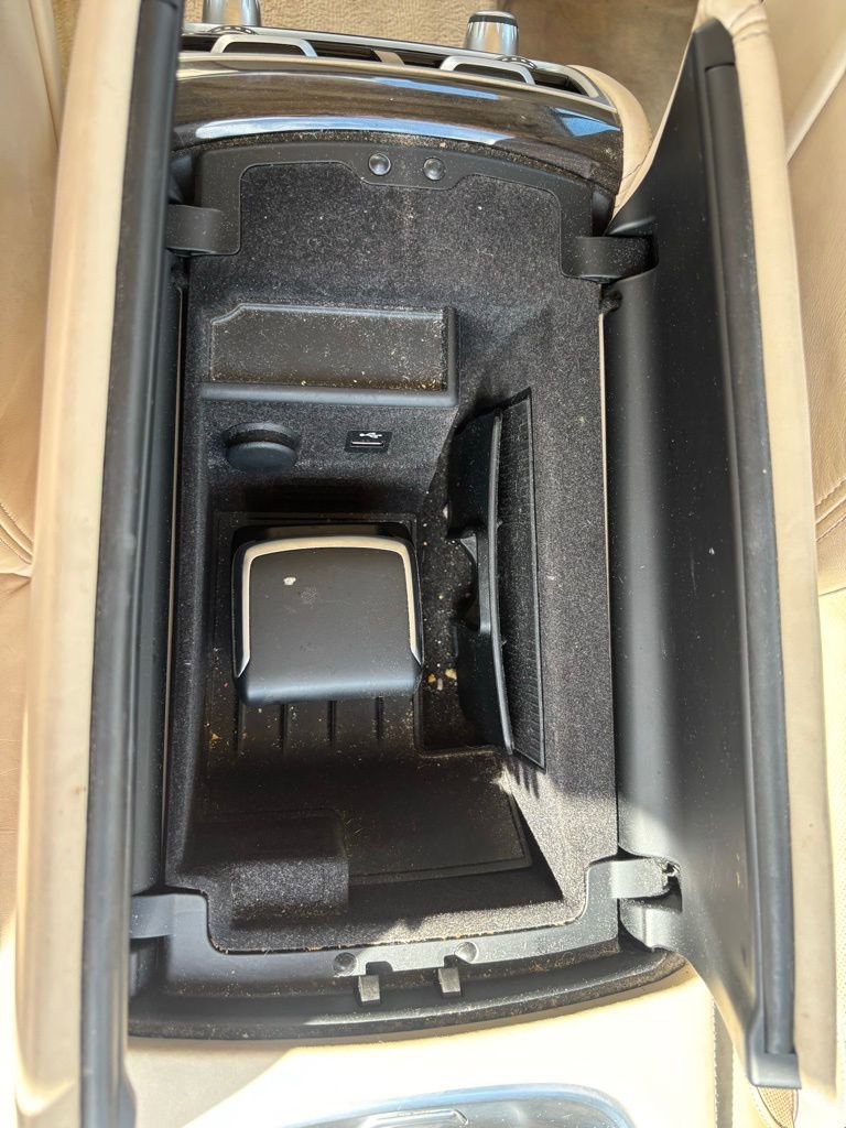 Used 2016 BMW 750i xDrive image 17