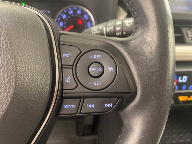 Used 2019 Toyota RAV4 XLE Premium w/ Cold Weather Package AWD/4WD image 20