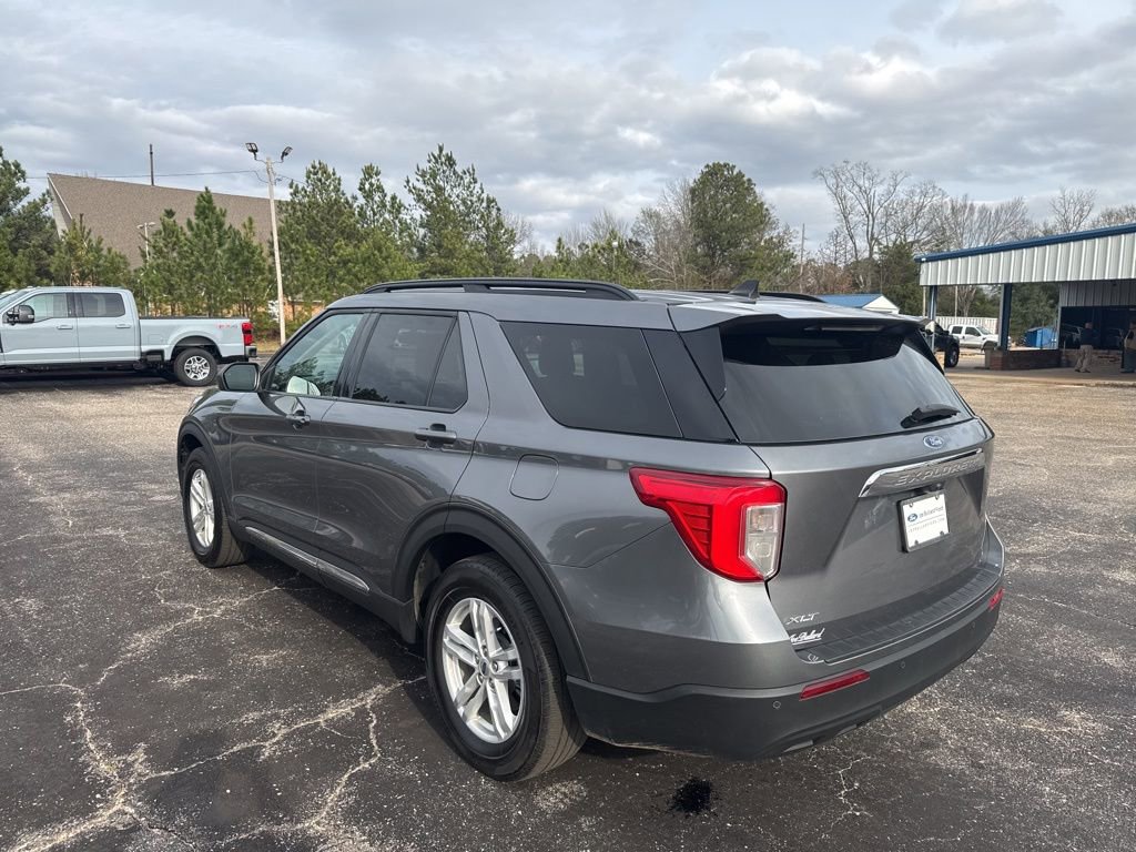 Used 2023 Ford Explorer XLT image 21