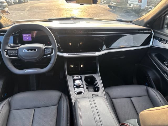 Used 2024 Jeep Wagoneer Launch Edition AWD/4WD image 26