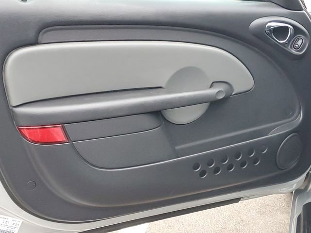 Used 2005 Chrysler PT Cruiser GT image 25
