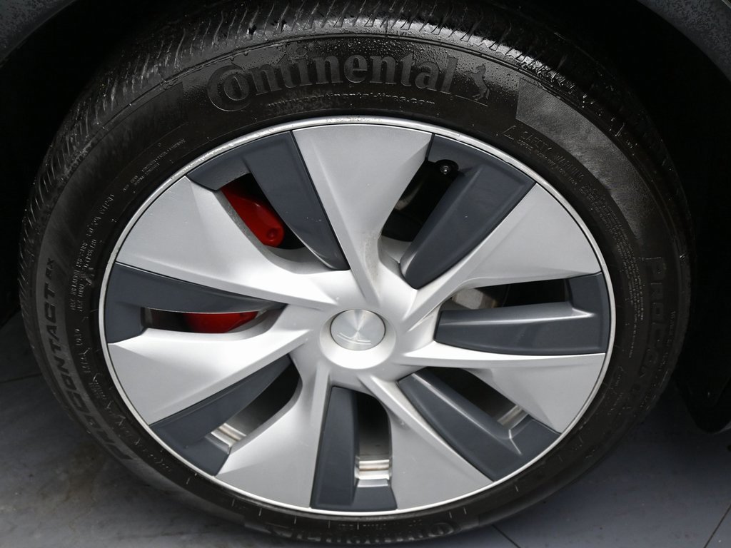 Used 2022 Tesla Model Y Performance image 38