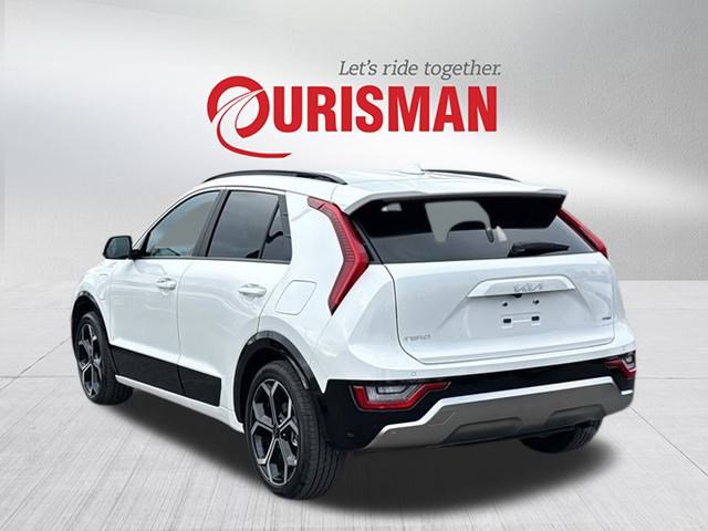 Certified 2025 Kia Niro SX Touring image 4