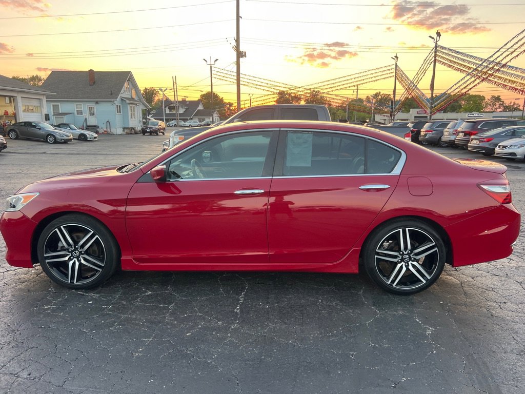 Used 2016 Honda Accord Sport image 4