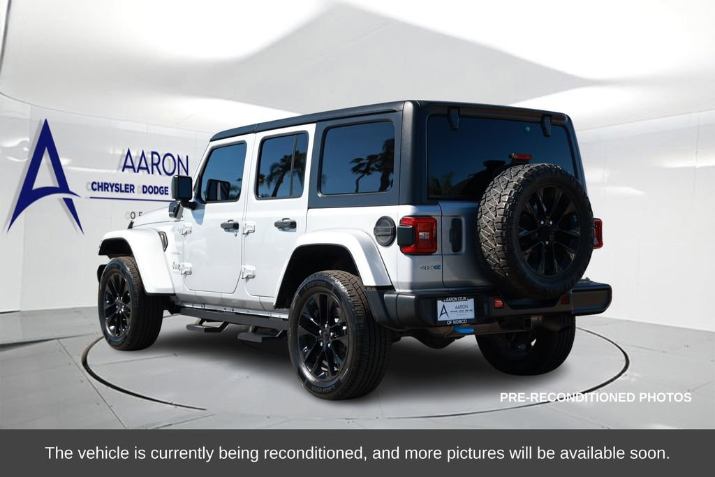 Used 2022 Jeep Wrangler Unlimited Sahara image 2
