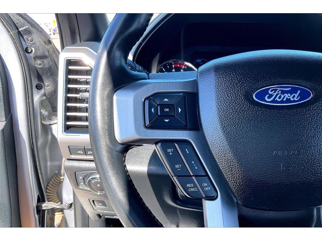 Used 2021 Ford F350 Platinum AWD/4WD image 20