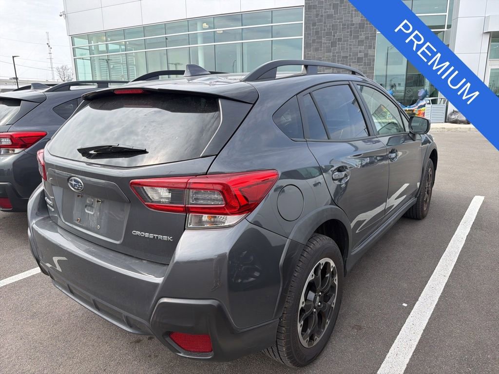 Used 2021 Subaru Crosstrek 2.0i Premium image 3