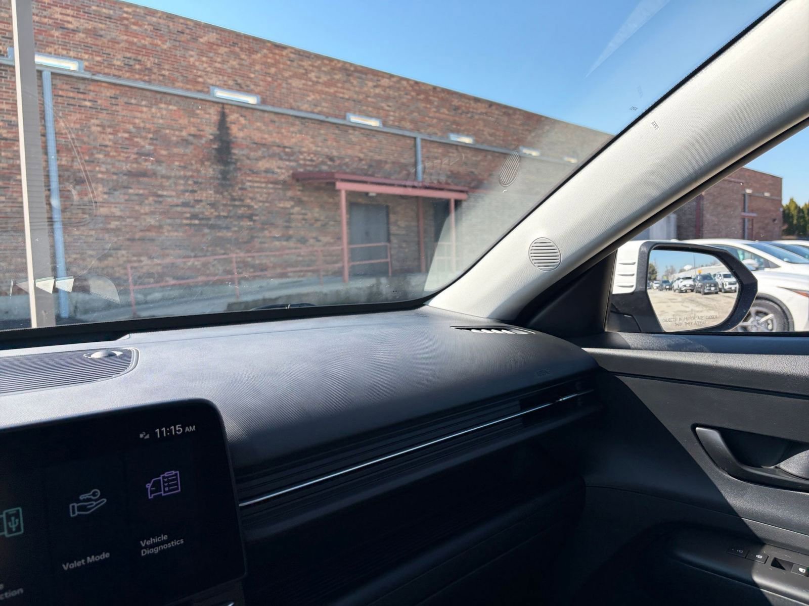 Used 2025 Hyundai Kona SEL image 34